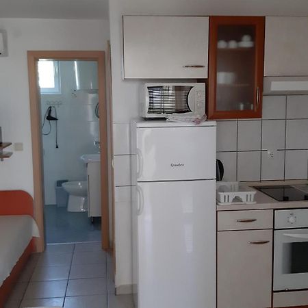 Apartmani Resetar Привлака Екстериор снимка