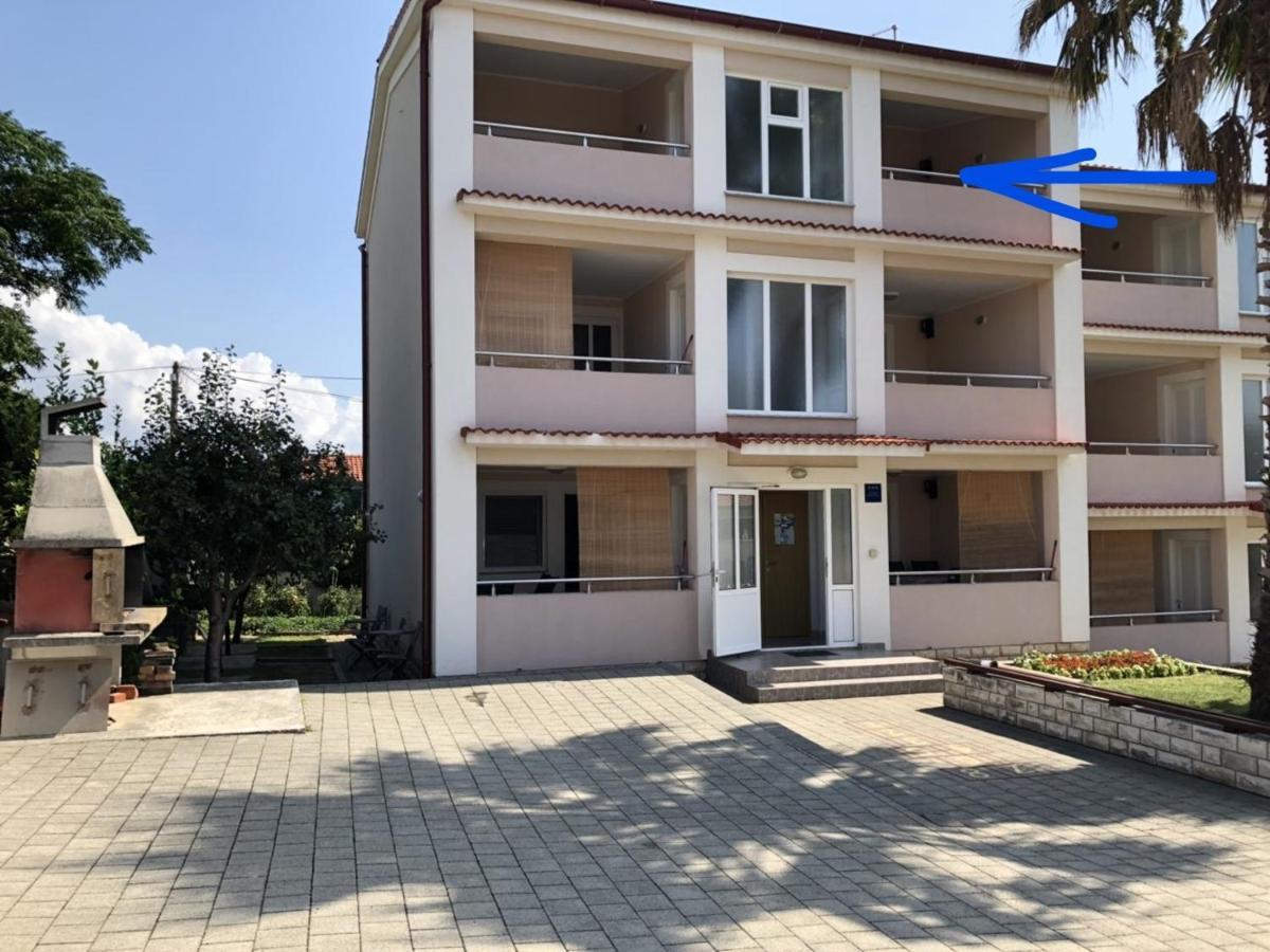 Apartmani Resetar Привлака Екстериор снимка