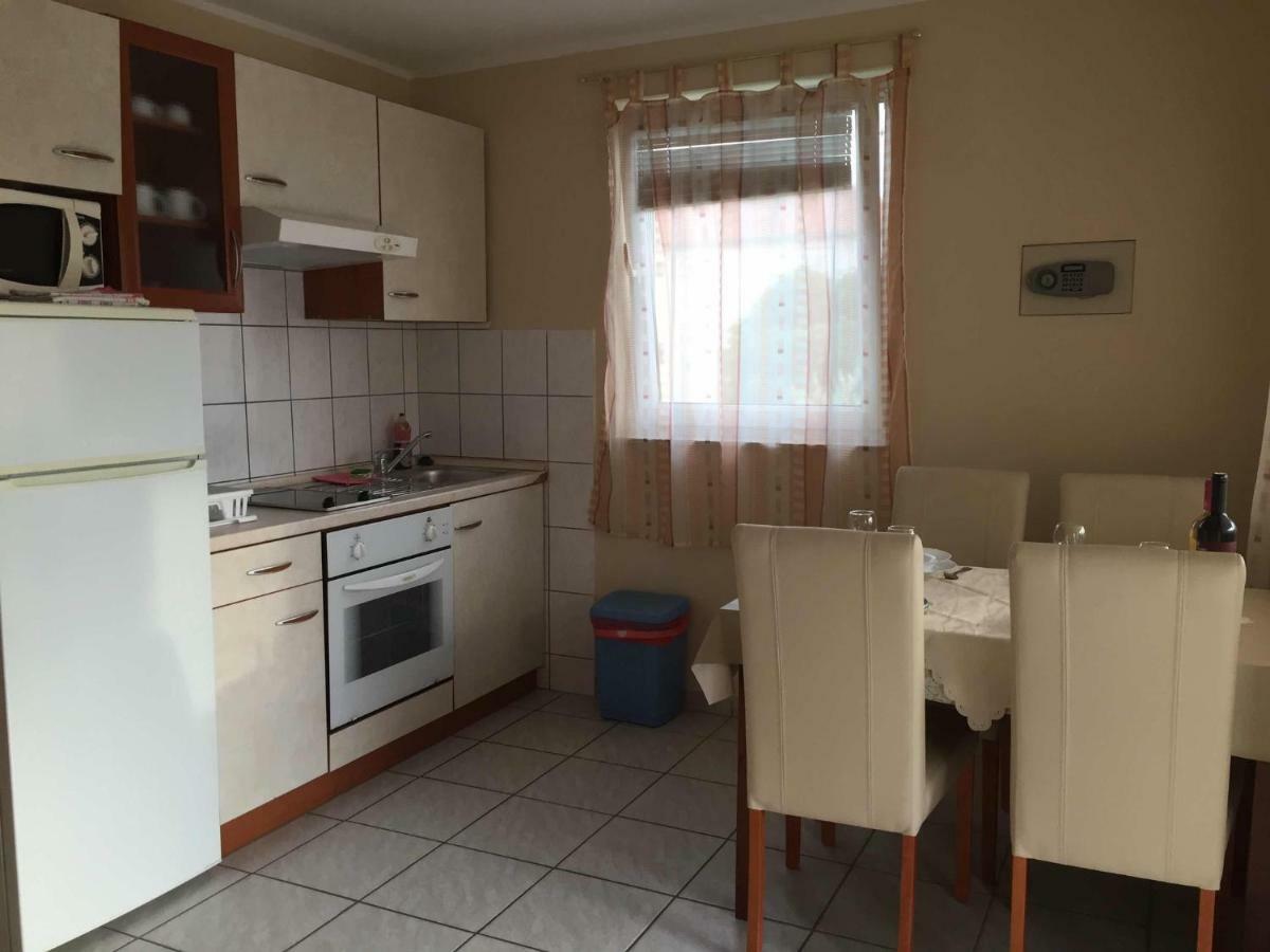 Apartmani Resetar Привлака Екстериор снимка